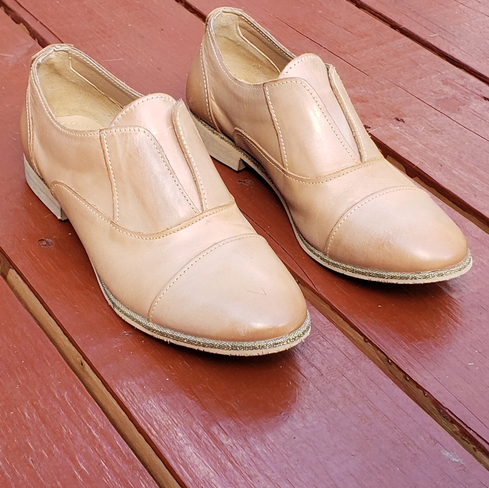 Naughty Monkey slip knot loafers